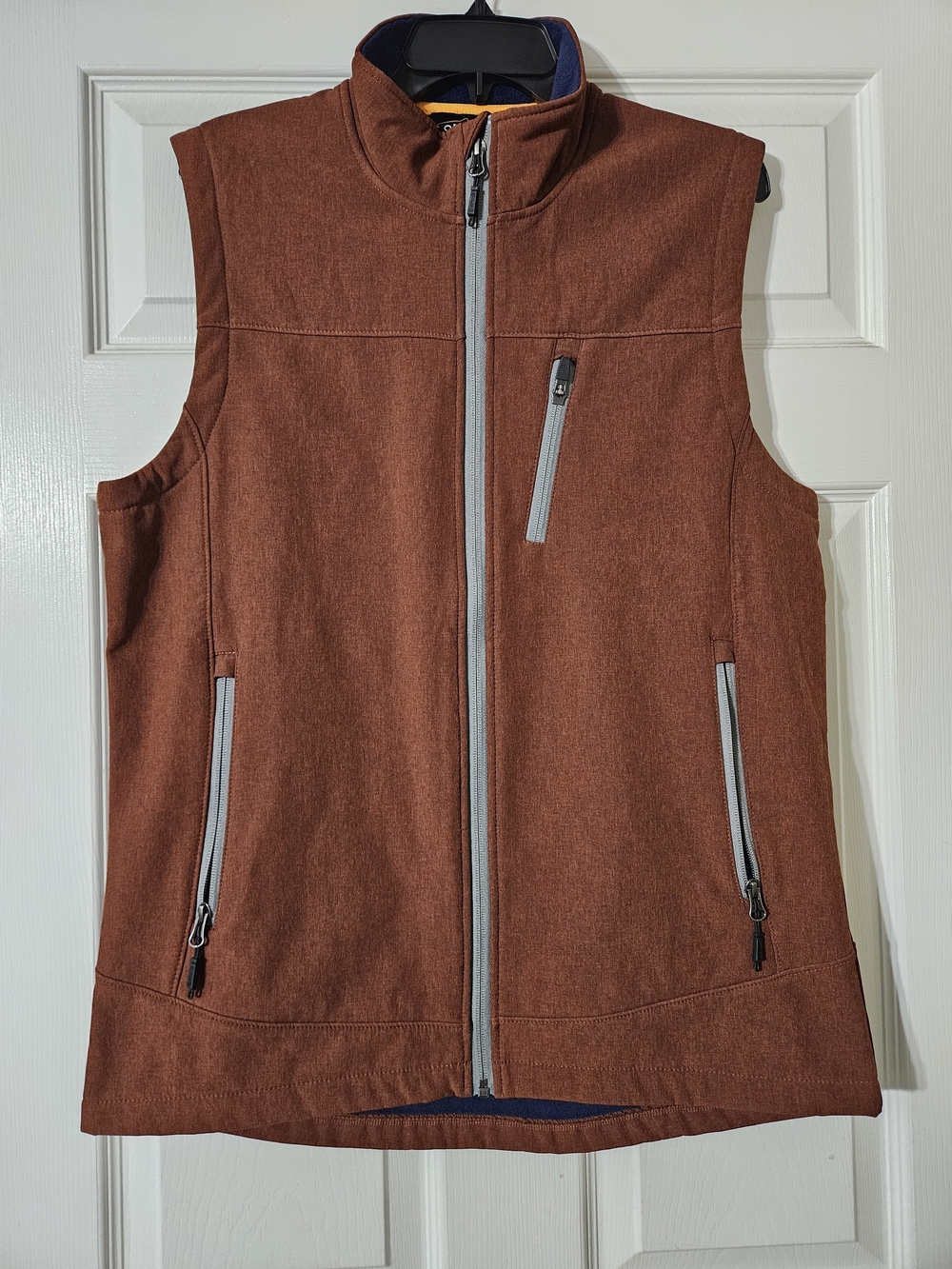 Orvis Rust Brown Softshell Vest with Contrast Zippers